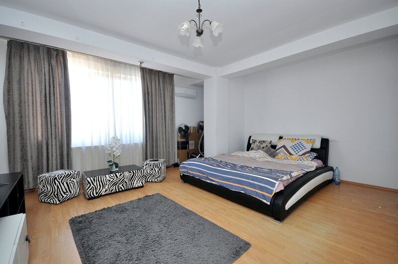 Drumul Taberei, bloc 2009, apartament 2 camere 76 mp + loc parcare